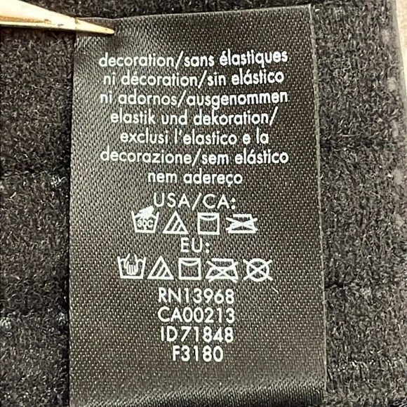 NWOT Calvin Klein Convertible Multiway Bra Black 38C - Picture 9 of 16